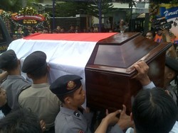 Perwira Polisi Tewas Terjun Bersama Tersangka ke Jurang, Keluarga Shock