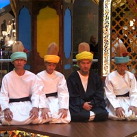 Meniti Jalan Dakwah Lewat Tarian Sufi