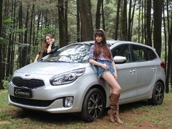 Mobil Baru KIA Tertahan di Pelabuhan Tanjung Priok