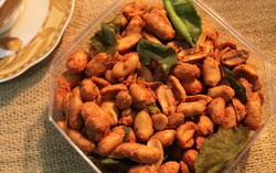 Cari Kacang Thailand dan Kacang Mede Renyah? Mampirlah ke Sini!