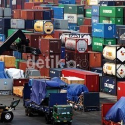 Ini Penjelasan Pelindo II Soal Antrean Kapal di Tanjung Priok