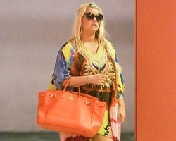 Jessica Simpson Pamer Tubuh Mekar Pasca Melahirkan