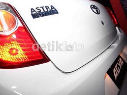 Pemotor Tunggu Saat Tepat Beli Mobil Murah