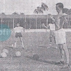 Lelaki Tua dan Sepakbola