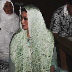 Siapa Calon Suami Bella Saphira yang Mengantarnya ke Masjid Istiqlal?