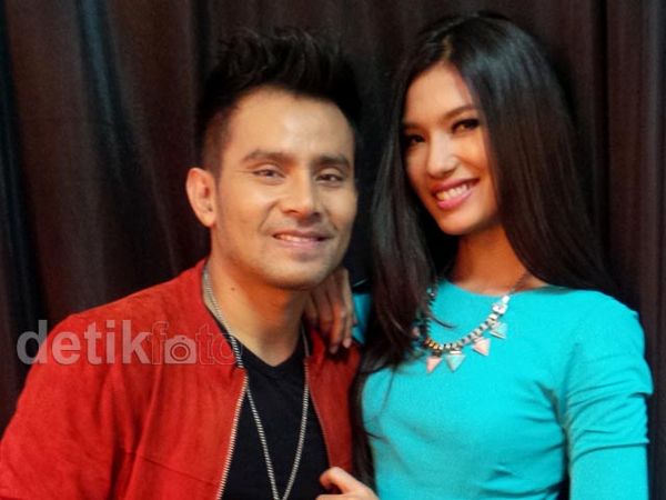 Pasangan Serasi Judika dan Duma Riris