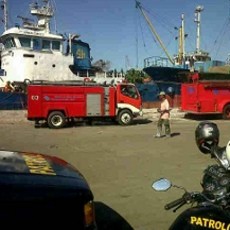 Sandar di Pelabuhan Kalimas, Kamar Mesin KM Samudera Express Terbakar