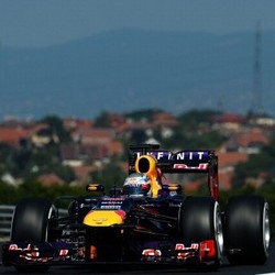 Duo Red Bull Kembali Tercepat 