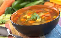 Makan Sup Saat Sahur Bisa Bantu Turunkan Berat Badan