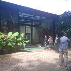 Ini Dia Tempat Nikita Mirzani Dikeroyok