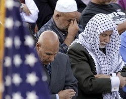 Bulan Ramadan, Perusahaan AS Hormati Pegawai yang Muslim Beribadah