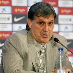 Martino Yakin Messi Akan Cocok dengan Neymar