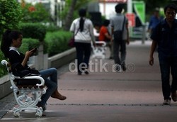 Jakarta Akan Kedatangan 1000 Bangku Taman Baru