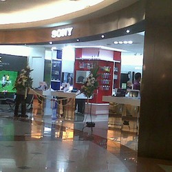 Sony Incar Pemburu Gadget Menegah ke Atas