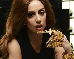Lady Gaga Suka Lakukan Aktivitas Seks yang Berisiko Dilihat Orang Lain