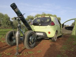 Di Medan Perang, Mobil Ini Berubah Jadi Ganas