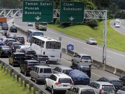 Jarak Aman Berkendara Itu Hanya 3 Detik