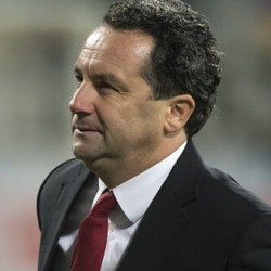 Pemain Dilarang Sarapan Daging, Bir, dan Dugem Malam