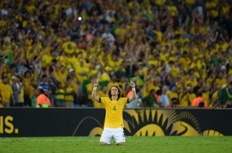 Bayern Dikabarkan Bidik David Luiz