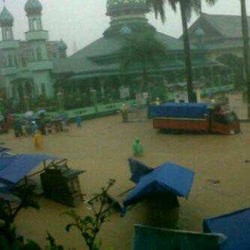  8 Orang Tewas dalam Banjir & Longsor di Ambon 