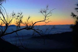 Syahdunya Berbuka Puasa di Puncak Gunung Bromo