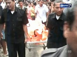 Terima SMS dari Pria Lain Saat Sahur, Istri Dibunuh