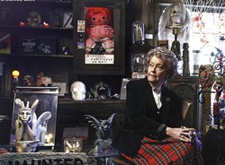 Boneka Horor dari Film The Conjuring Ada di Occult Museum