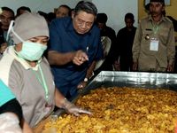SBY Tinjau Sentra Industri Keripik Pisang