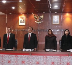 Ini Pertimbangan DKPP Nonaktifkan 3 Komisioner KPU Jatim