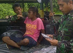 Pasangan Mahasiswa Penyelundup Ganja Diringkus di Perbatasan Papua-PNG