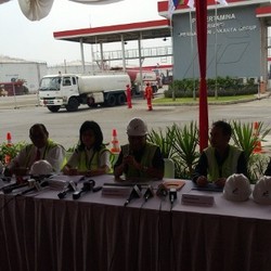 Jero Wacik Sidak ke Terminal BBM Plumpang