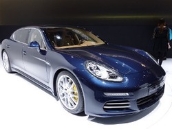 Panamera Terbaru Muncul 3 Bulan Lagi