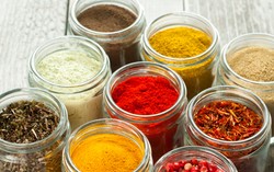 Beli Bumbu Giling Siap Olah, Apa Saja yang Harus Diperhatikan? 