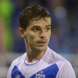 Tinggalkan Valencia, Gago Pulang ke Argentina