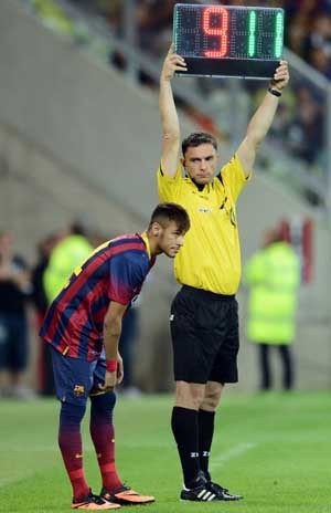 Debut Neymar: 12 Menit, Lima Passing, Empat Kali Dilanggar