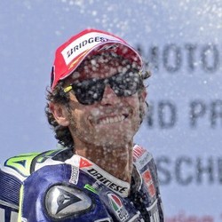 Rossi Tepis Rumor Terkait Suzuki