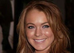Selesai Rehab, Lindsay Lohan Diminta Untuk Sering Terapi
