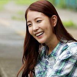 Suka Nonton Drama, BoA Ngefans Song Joong Ki