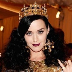Katy Perry Siapkan Roar Sebelum Rilis Album Baru