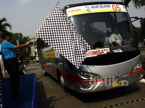 Ribuan Pekerja Bangunan Mudik Gratis