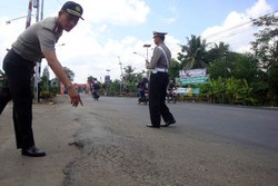 Banyak Jalan Bergelombang di Banyumas, Pemudik Diimbau Berhati-hati