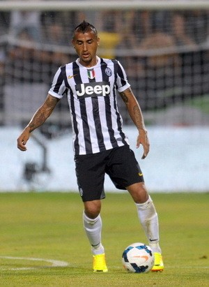 Vidal Akan Teken Kontrak Baru?
