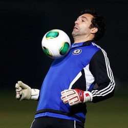 Chelsea Perpanjang Kontrak Hilario