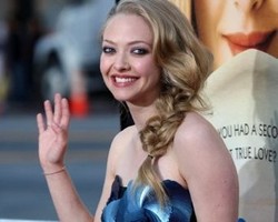 Jadi Bintang Porno, Amanda Seyfried Tak Mau Sang Ayah Menonton Filmnya
