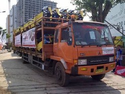 Honda Berangkatkan 24 Truk Pengangkut Motor Pemudik