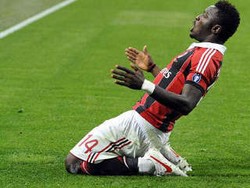 Muntari dan Bengkel Modifikasi Mobil Mewahnya