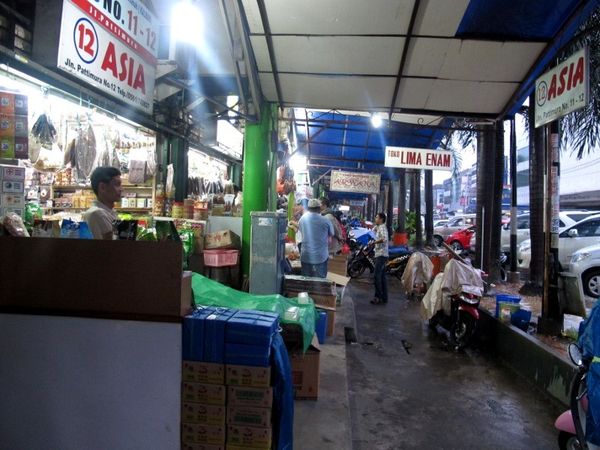 Ini Dia Pusat Oleh-oleh di Pontianak