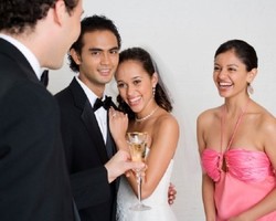 Tips Buat Kamu yang Ingin Datang ke Pernikahan Mantan