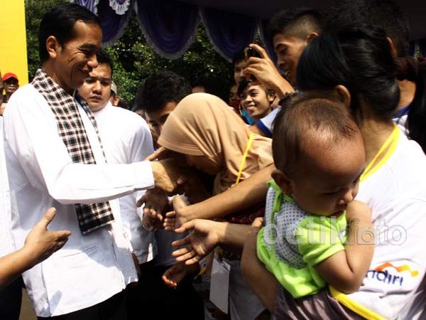 Jokowi Lepas Ribuan Pemudik