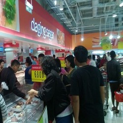 Daging Rendang di Carrefour Cuma Rp 68.000/Kg, di Pasar Umum Rp 100.000/Kg